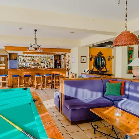 Estella Aparthotel 2*